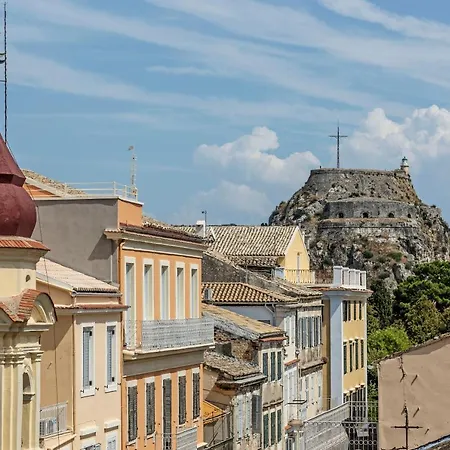 Pentanemi Loft, Corfu Old Town Appartement